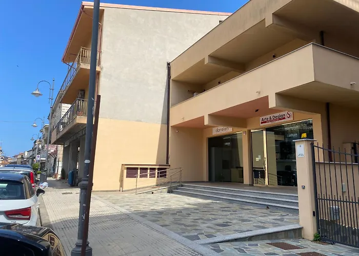 Chiaro Di Luna Guest House